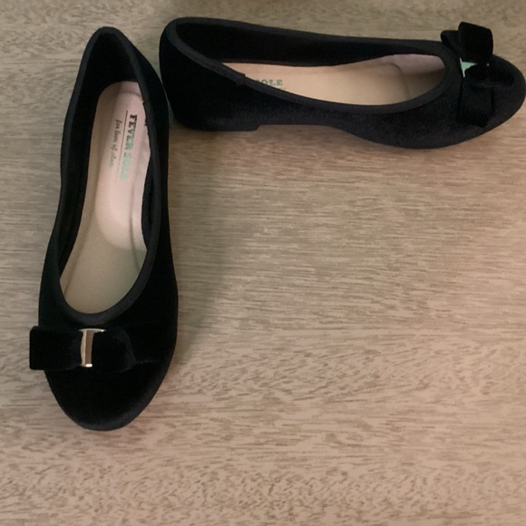 Feversole Women's Size 7.5 Cute Bow Trim Ballet Flats Black Velvet NWOT - Picture 8 of 14